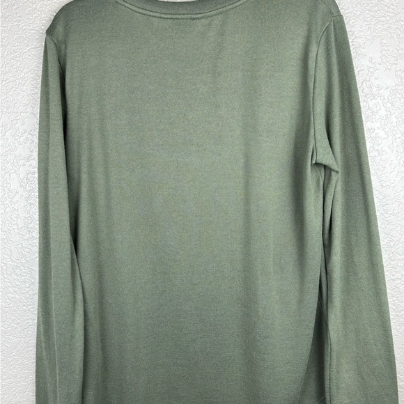 Banana Republic Women’s Large Sage Green Long Sleeve Tee Classic Minimalist - Picture 8 of 10